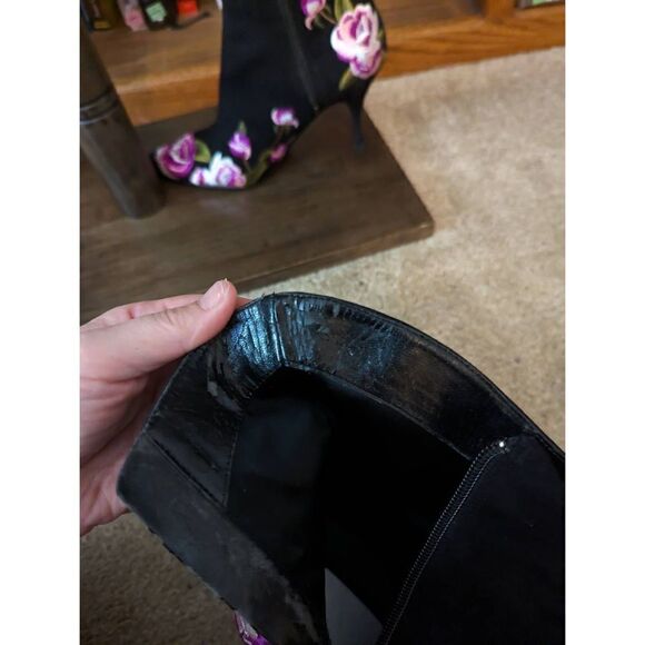 Beverly Feldman y2k black butterfly and flower embroidered suede boots sz 9 euc - Picture 7 of 11